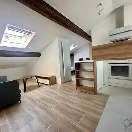 Le Graoully 2 Апартаменты